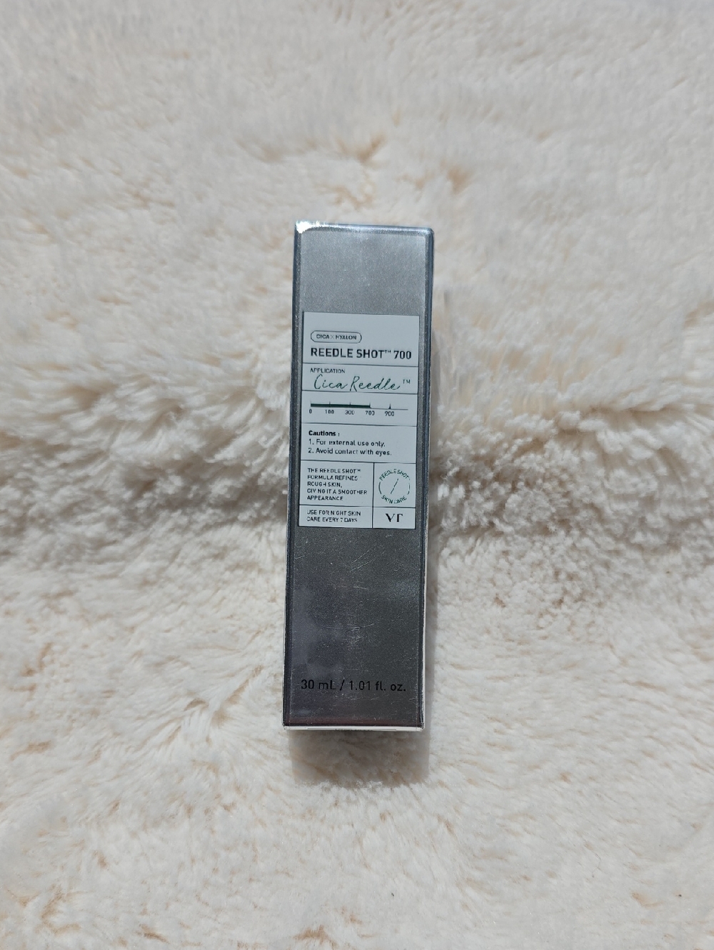 Silver REEDLE SHOT™ 700 Cica Reeds Face Serum - Silver